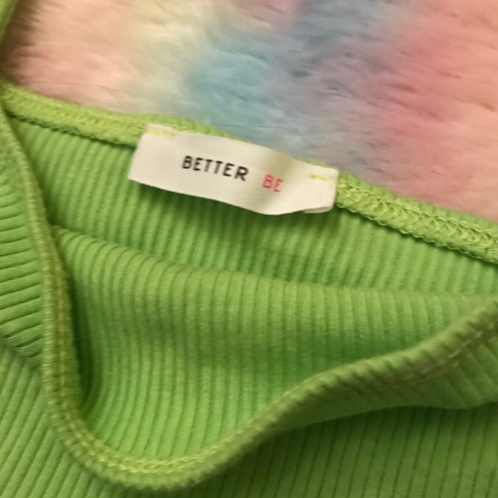 Green Ribbed Tank Top - Picture 2 of 2